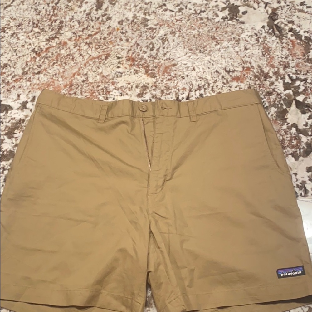 Patagonia Men’s App-Wear Hemp Khaki Shorts 6”